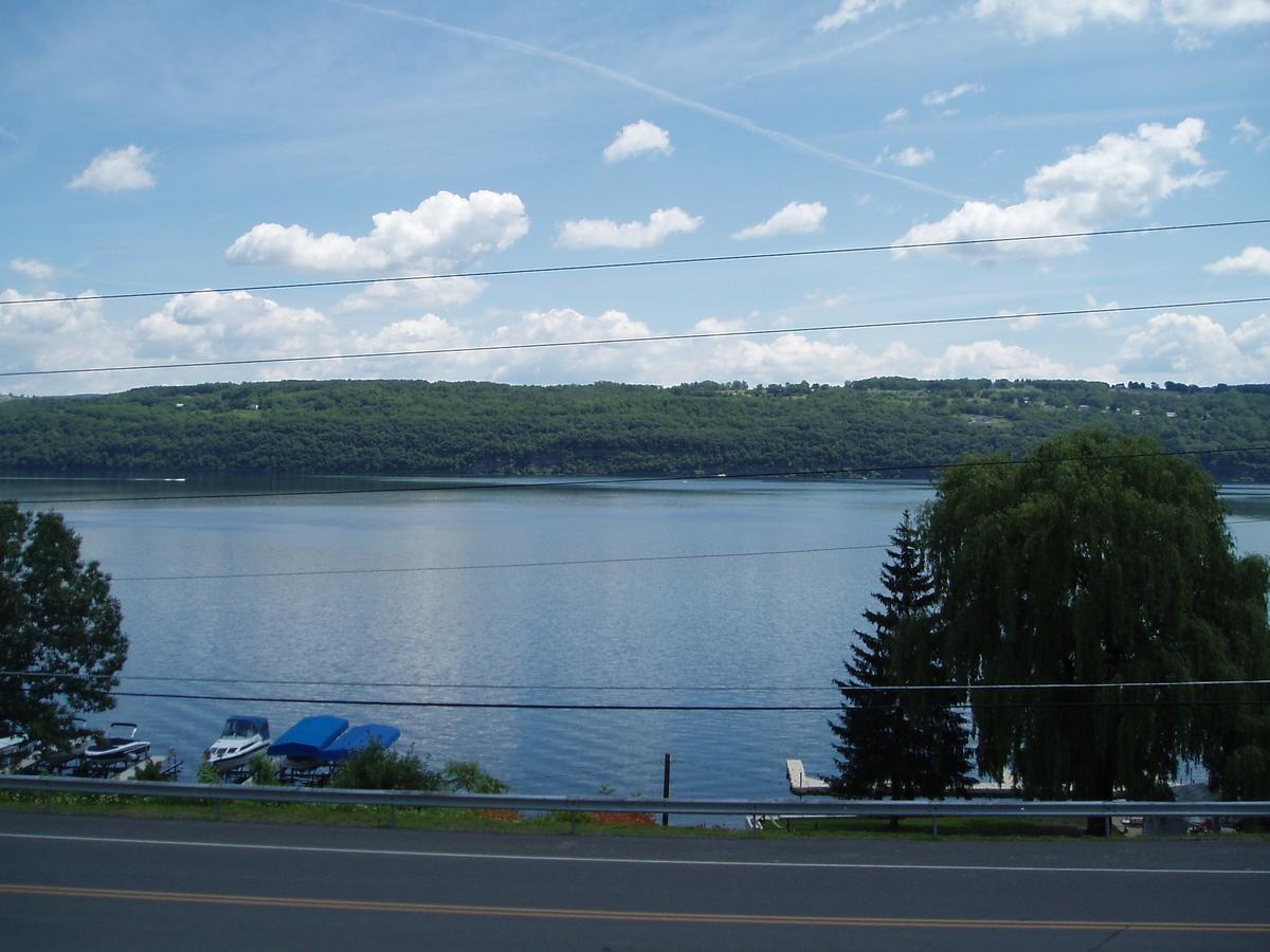 The Anchor Inn Watkins Glen Exterior photo